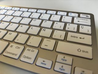 Teclado Inalámbrico SilverHT Plata/Blanco