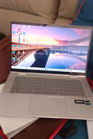 Portátil HP Convertible Táctil Plata
