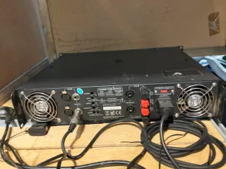 Amplificatore American Audio VLP600 e Mixer