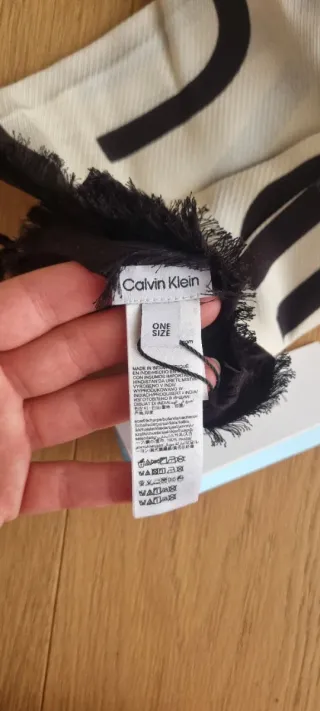 Sciarpa Calvin Klein Logo Nero