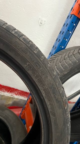 Pareja Neumáticos 225/40 R18 Nokian