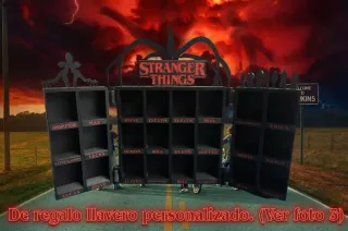 Expositor Kinder Joy Stranger Things