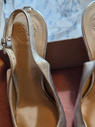 Sandalias Guess Plateadas Talla 36