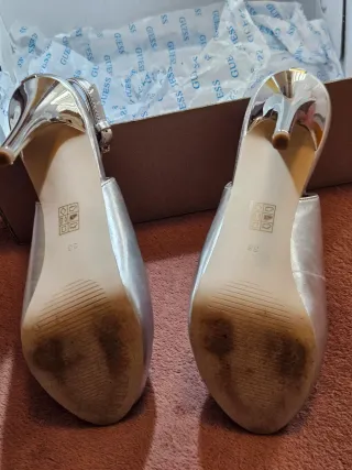 Sandalias Guess Plateadas Talla 36