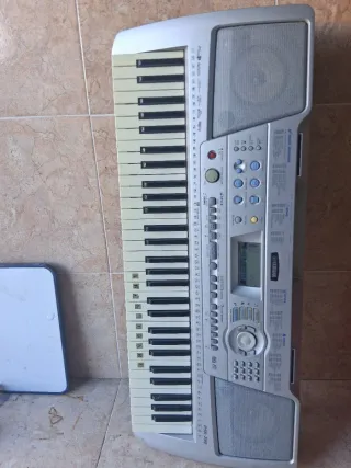 Piano Yamaha PSR-290