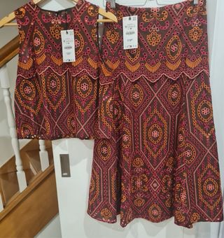 Conjunto Zara estampado