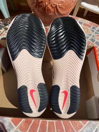 Nike Zoomx Streakfly Talla 46