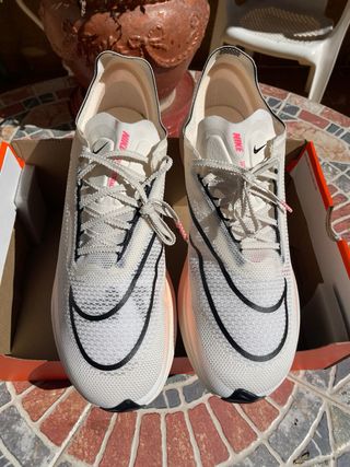 Nike Zoomx Streakfly Talla 46