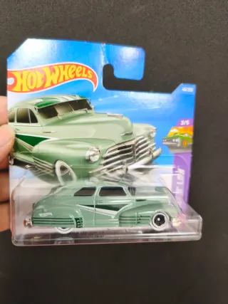 Coche Hot Wheels Verde