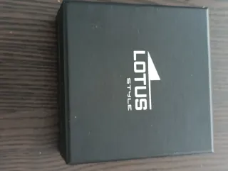 Pendientes Lotus Plata Mariposa . Con caja.