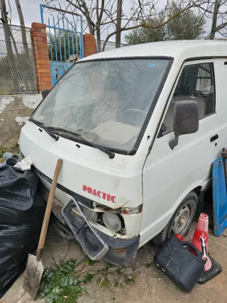 Nissan  vanette