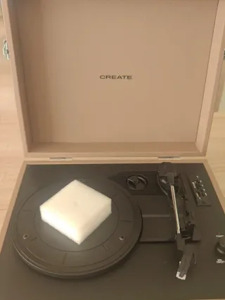 Tocadiscos CREATE Beige y Negro