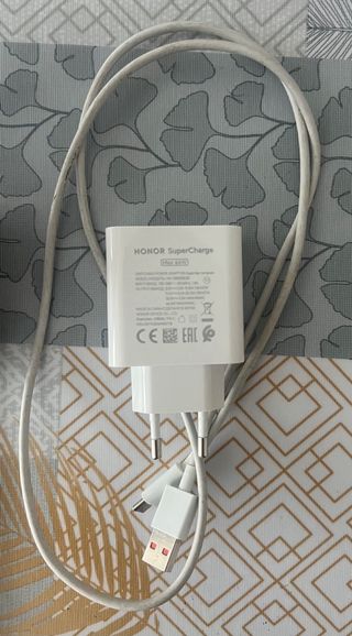 Honor Magic Pad 2 + Cargador