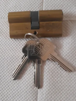 Bombin Cerradura AZBE