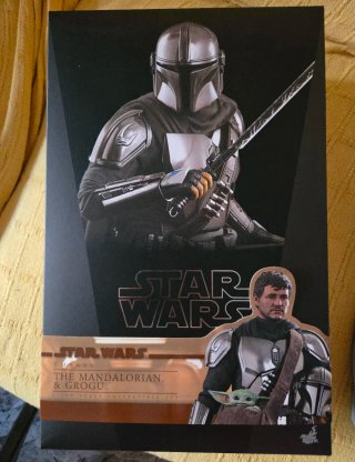 Hot Toys Mandalorian y Grogu T2 (LEER DESCRIPCIÓN)