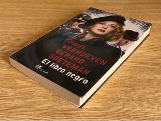 El libro negro / Paul Verhoeven y Gerard Soeteman