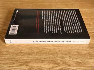 El libro negro / Paul Verhoeven y Gerard Soeteman