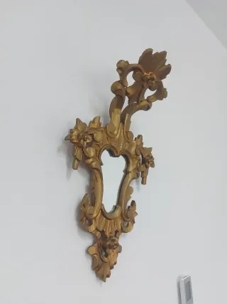 Pareja de apliques Cornucopias de madera de pared