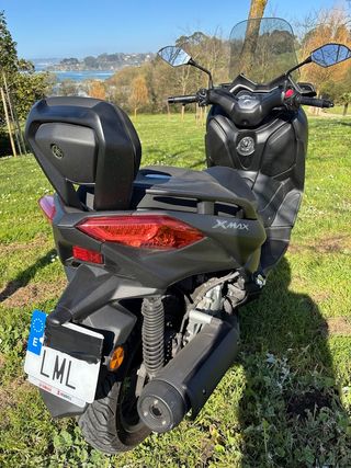 Yamaha X-MAX 125 cc Negra Automática