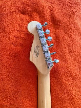 Guitarra Eléctrica Squier Stratocaster Sunburst