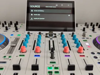 Denon DJ Prime 4 White Edition