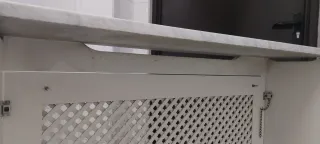 Cubre radiador con tapa de mármol