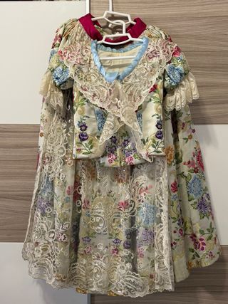 Traje de Fallera