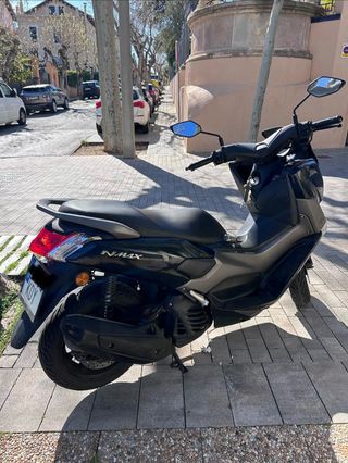 Yamaha NMAX 125 Negra/Gris