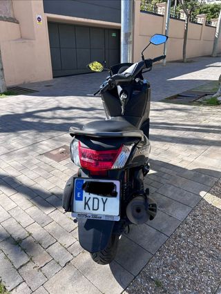 Yamaha NMAX 125 Negra/Gris