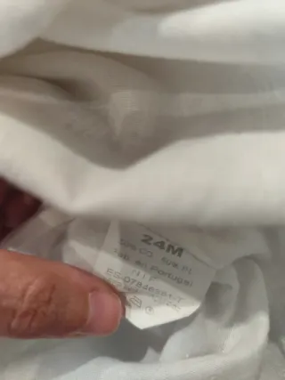 Vestido rosa bebé con cuello blanco