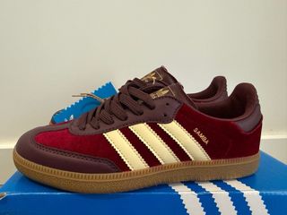 Adidas Samba Terciopelo Beige y Rojo