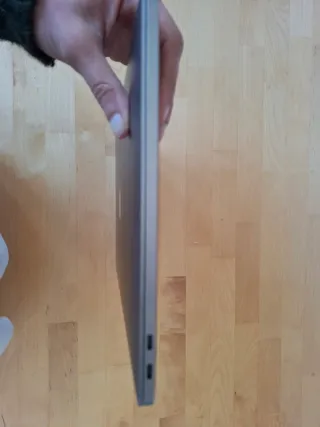 MacBook Pro 13” 2017 i5 8GB 250GB SSD