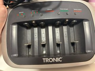 Cargador Pilas Tronic