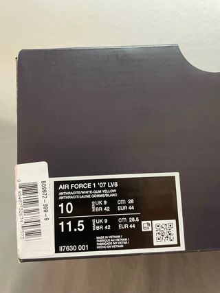 Nike Air Force 1 '07 LV8 Talla 44