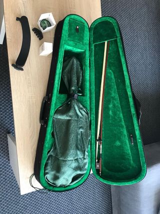 Violín Thomann 4/4 completo con estuche