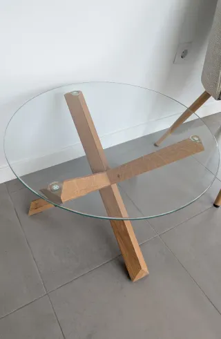 Mesa centro cristal y roble