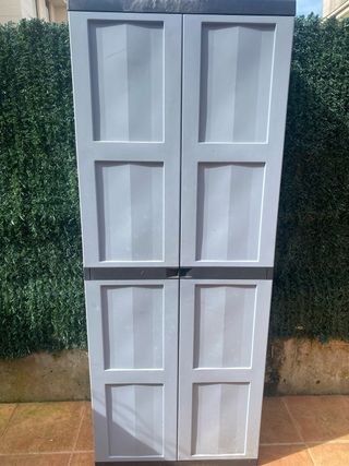 Armario de resina gris