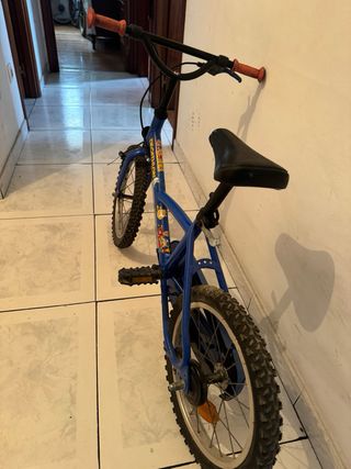 Bicicleta infantil azul Decathlon