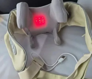 Masajeador Cuello y Hombro Rojo