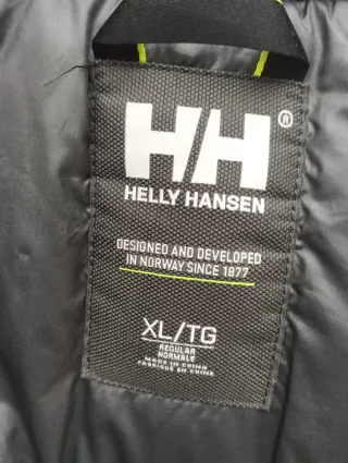 Abrigo Helly Hansen Morado Nuevo