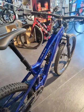 Bicicleta Trek Fuel Exe 5