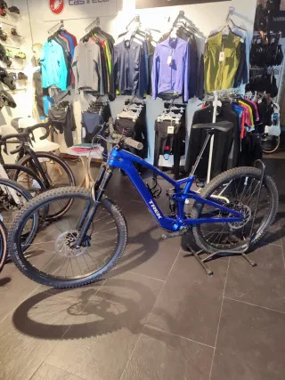 Bicicleta Trek Fuel Exe 5