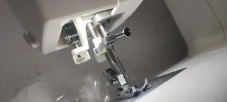 Máquina de coser SINGER Tradition 2282