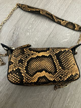 Bolso bandolera animal print Mango