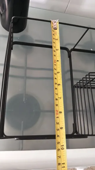 Estantería metálica negra