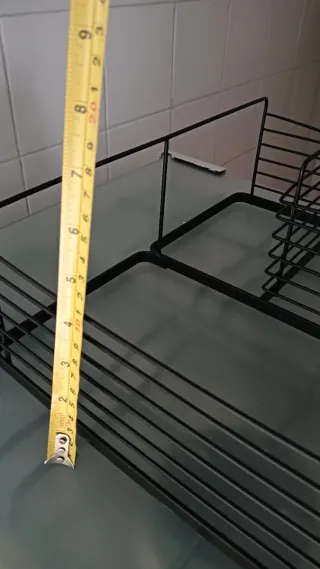 Estantería metálica negra