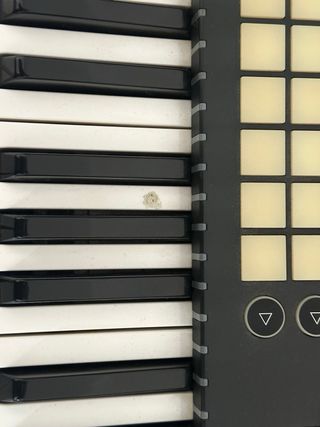 Novation 49SL MKIII Controlador MIDI