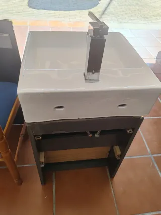 Mueble de baño suspendido wengue