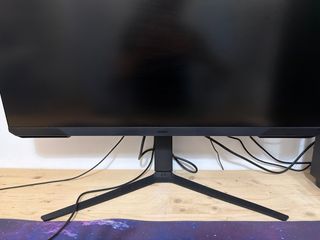 PC Gaming de sobremesa con monitor gaming samsung.