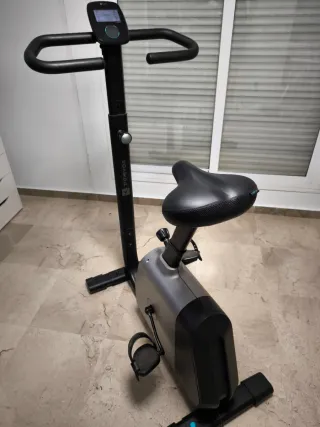 Bicicleta estática Domyos Comfort 06 poco uso